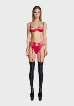 Forplay Bra Garter Belt And Panty Set